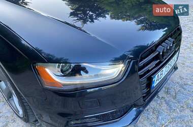 Седан Audi A4 2015 в 