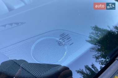 Седан Audi A4 2015 в Виннице