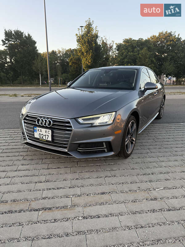 Седан Audi A4 2017 в Ужгороде