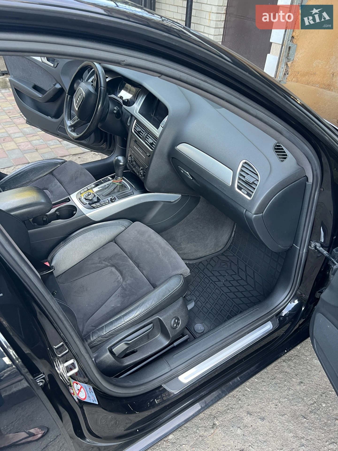2011 Audi A4 - мініатюра 11