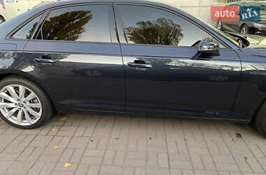 Седан Audi A4 2016 в 