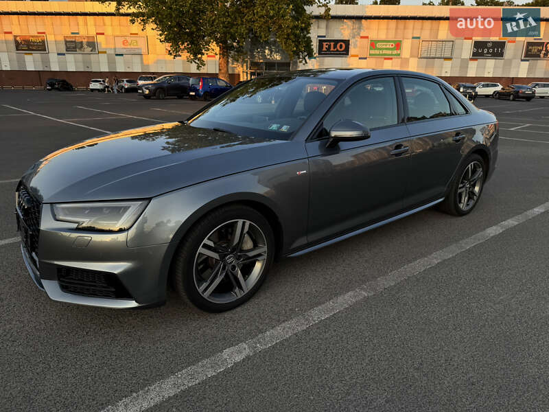Седан Audi A4 2018 в Киеве