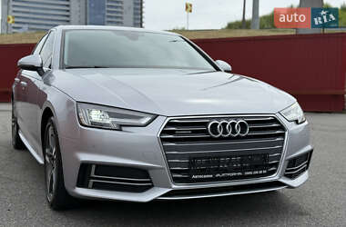 Седан Audi A4 2017 в 