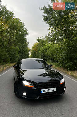 Седан Audi A4 2011 в 