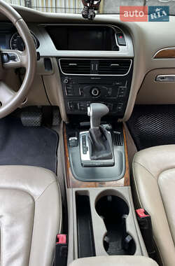 Седан Audi A4 2011 в 