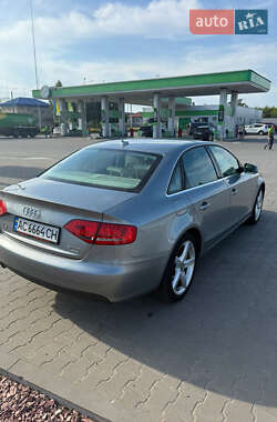 Седан Audi A4 2010 в 