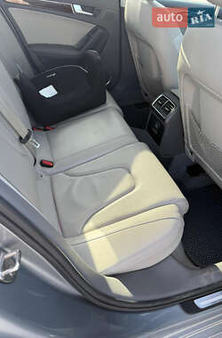 Седан Audi A4 2010 в 
