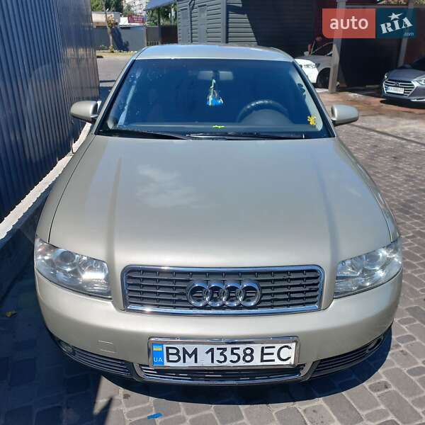 Седан Audi A4 2001 в 