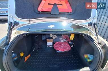 Седан Audi A4 2001 в 