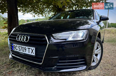 Седан Audi A4 2018 в 