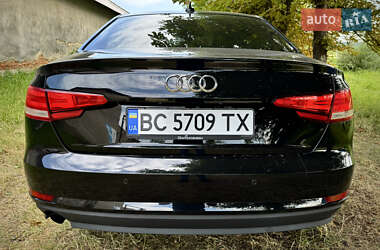 Седан Audi A4 2018 в 