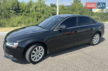 Седан Audi A4 2012 в 