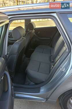 Универсал Audi A4 2004 в 
