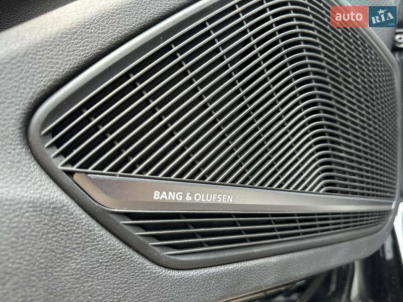 Седан Audi A4 2018 в Шептицькому