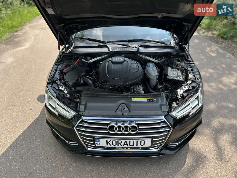 Седан Audi A4 2018 в Шептицькому