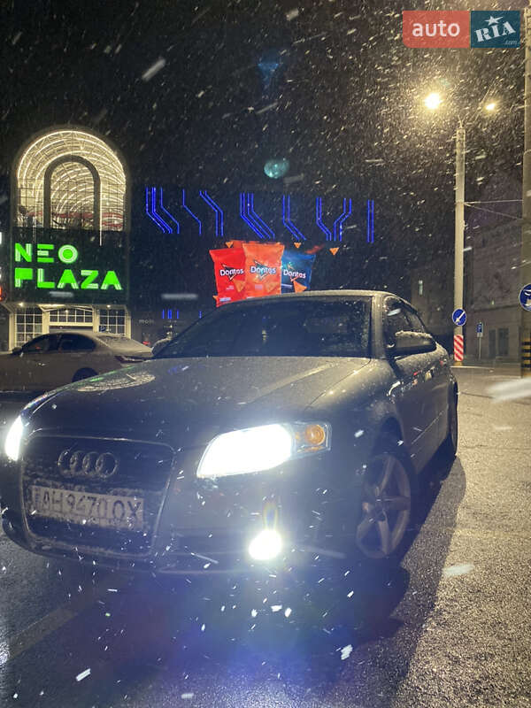 Седан Audi A4 2005 в Дніпрі