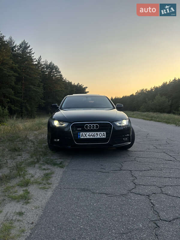 Седан Audi A4 2012 в Кременчуге
