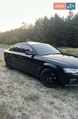 Седан Audi A4 2012 в 