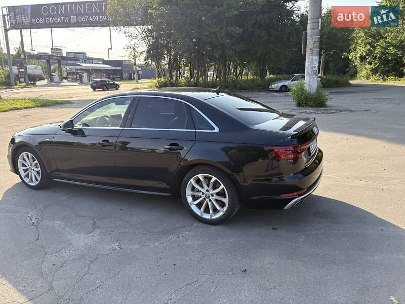 Седан Audi A4 2019 в Львові