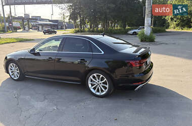 Седан Audi A4 2019 в 
