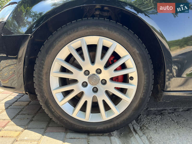 Универсал Audi A4 2008 в Тарутине