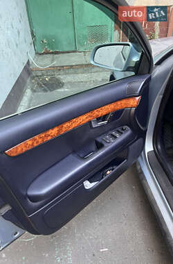 Седан Audi A4 2003 в 