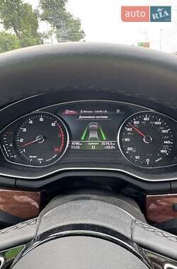 Седан Audi A4 2023 в 