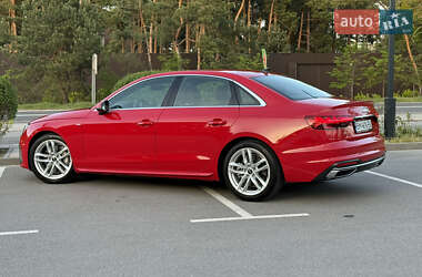 Седан Audi A4 2023 в 