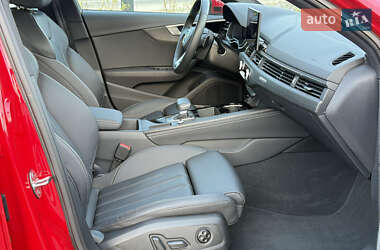Седан Audi A4 2023 в 