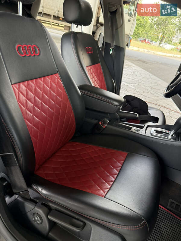 Седан Audi A4 2004 в Днепре