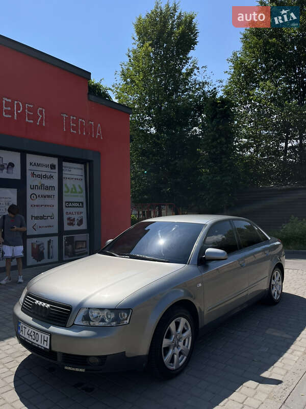 Седан Audi A4 2001 в Коломые