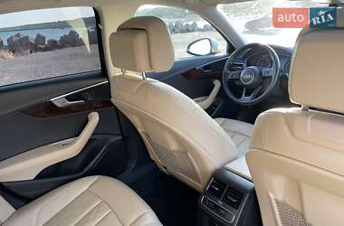 Седан Audi A4 2016 в 