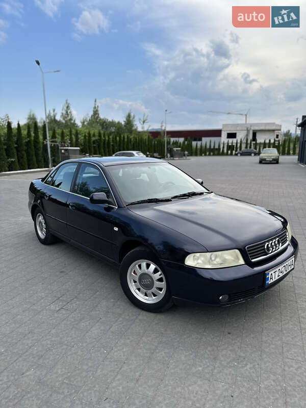 Седан Audi A4 1999 в Ивано-Франковске