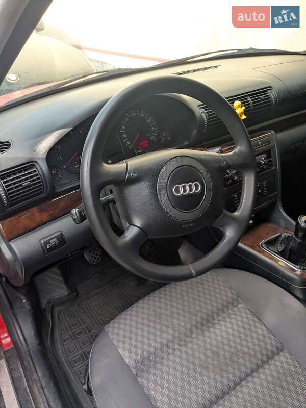 Универсал Audi A4 1999 в Ровно