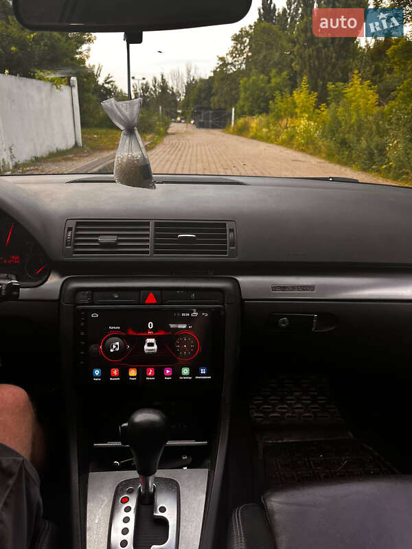 Універсал Audi A4 2002 в Луцьку