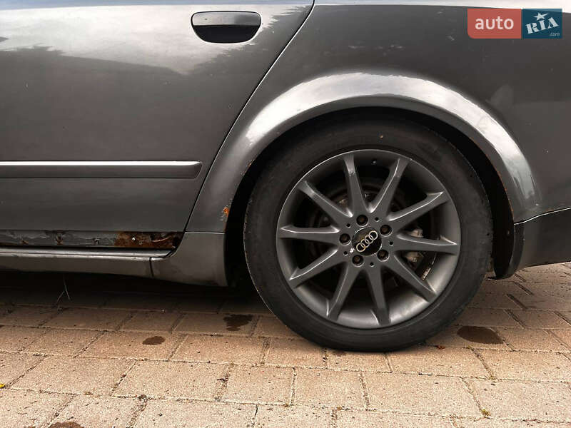 Універсал Audi A4 2002 в Луцьку