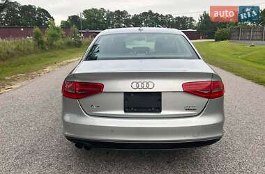 Седан Audi A4 2015 в 