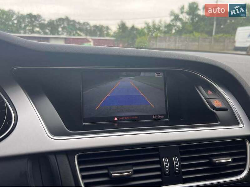 Седан Audi A4 2015 в Киеве