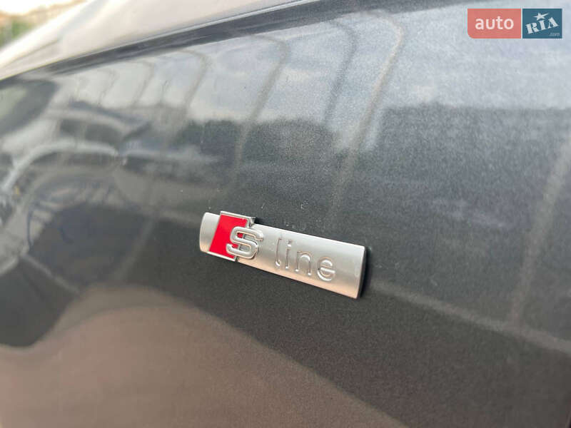 Седан Audi A4 2014 в Києві