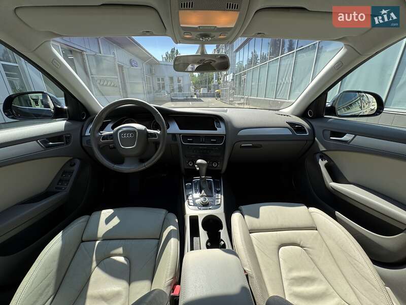 Універсал Audi A4 2009 в Одесі