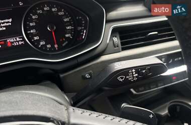 Седан Audi A4 2019 в 