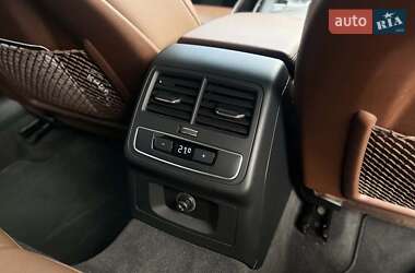 Седан Audi A4 2019 в 