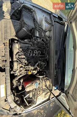 Седан Audi A4 2013 в 