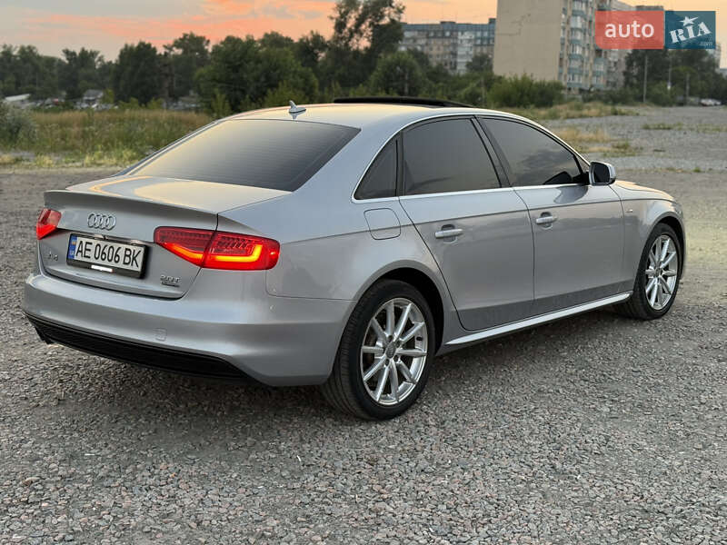 Седан Audi A4 2015 в Дніпрі