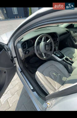 Седан Audi A4 2009 в 