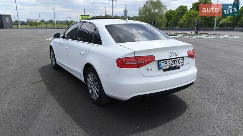 Седан Audi A4 2012 в Чернігові