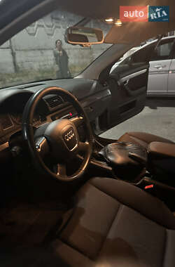 Седан Audi A4 2007 в 
