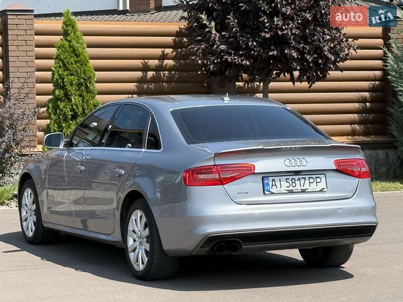 Седан Audi A4 2015 в Києві