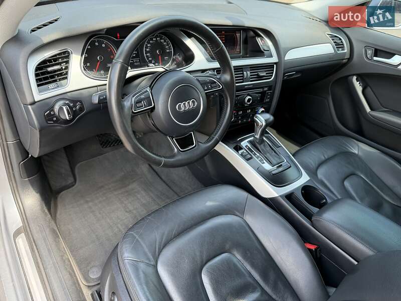 Седан Audi A4 2015 в Києві