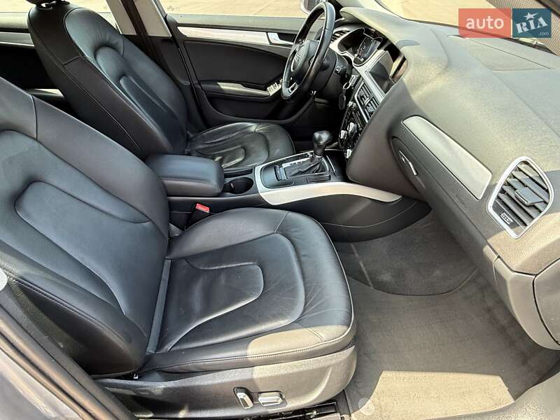Седан Audi A4 2015 в Києві